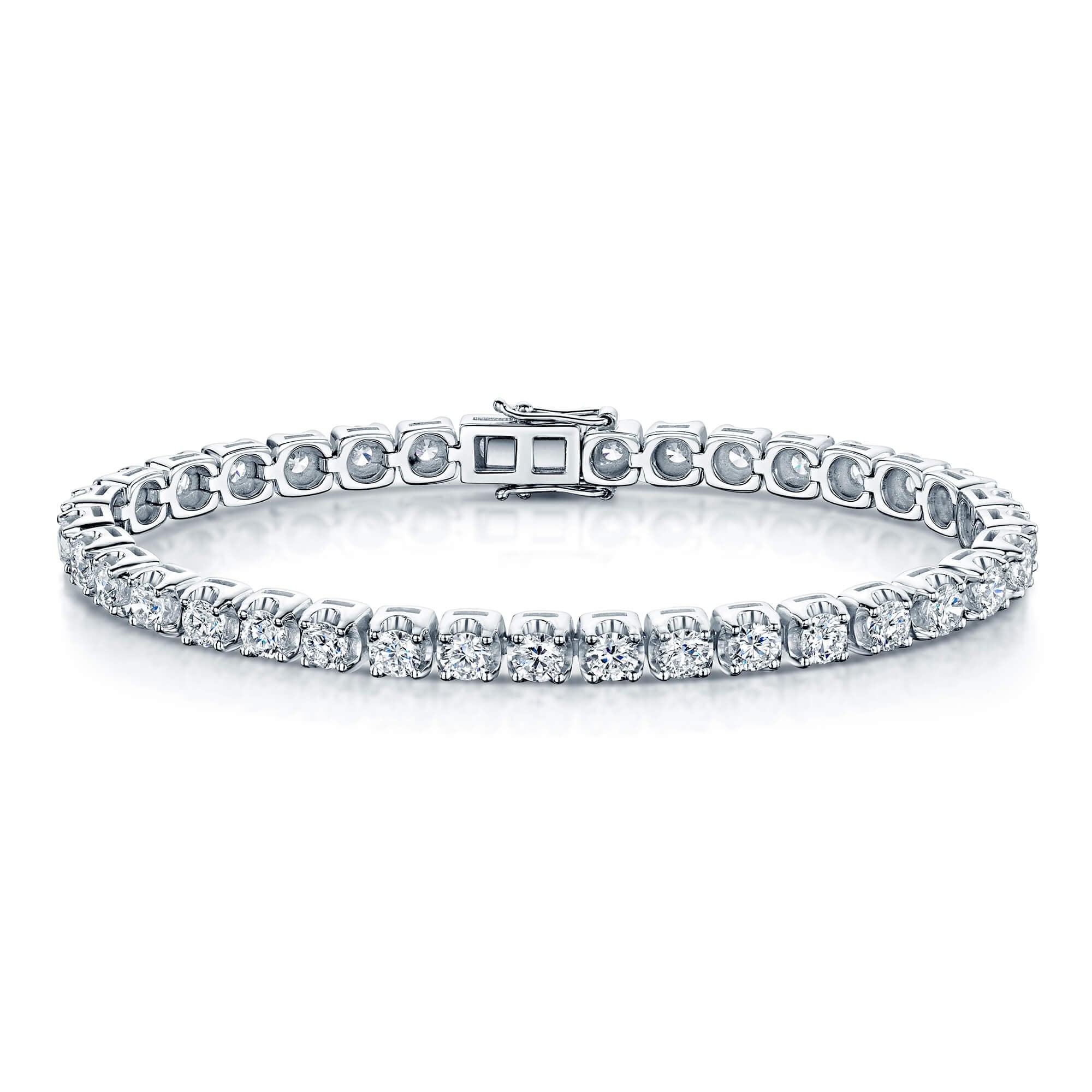 Platinum and store diamond bracelet