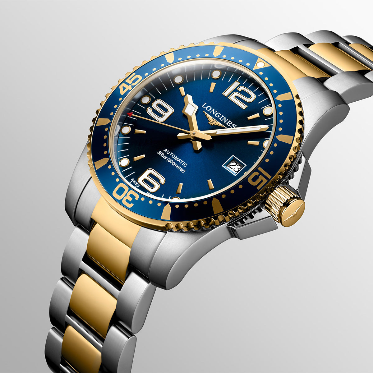 HydroConquest 41mm Two-Tone Blue Dial Men's Bracelet Watch