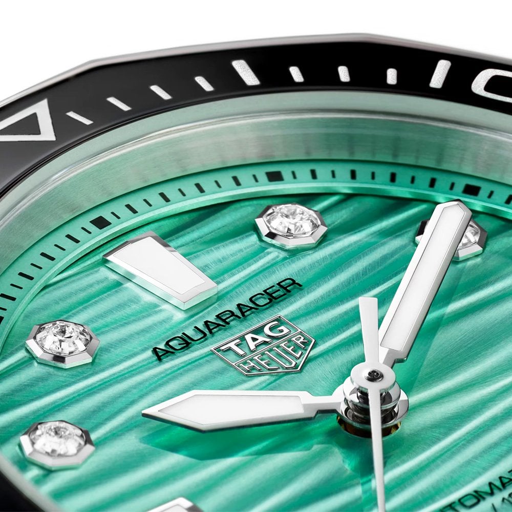 Tag heuer watch green on sale face