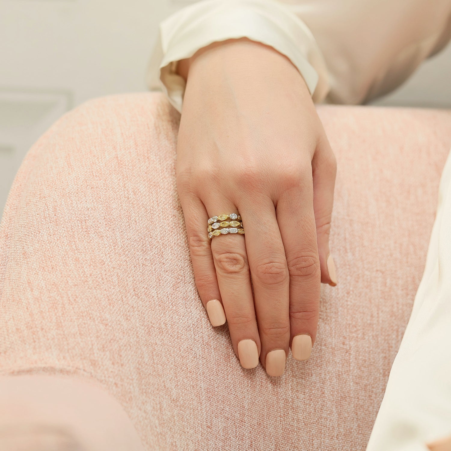 18ct Yellow & White Gold Dress Ring With Fancy Shaped Yellow & White Diamonds