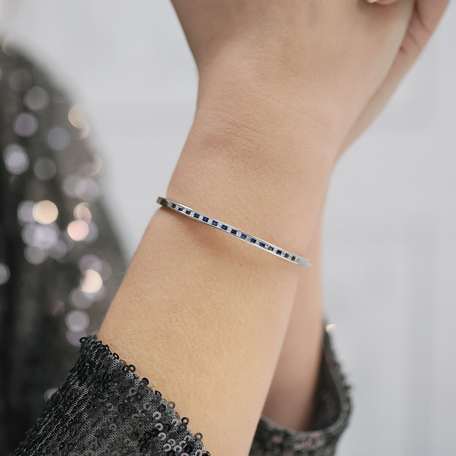 18ct White Gold Sapphire And Diamond Bangle