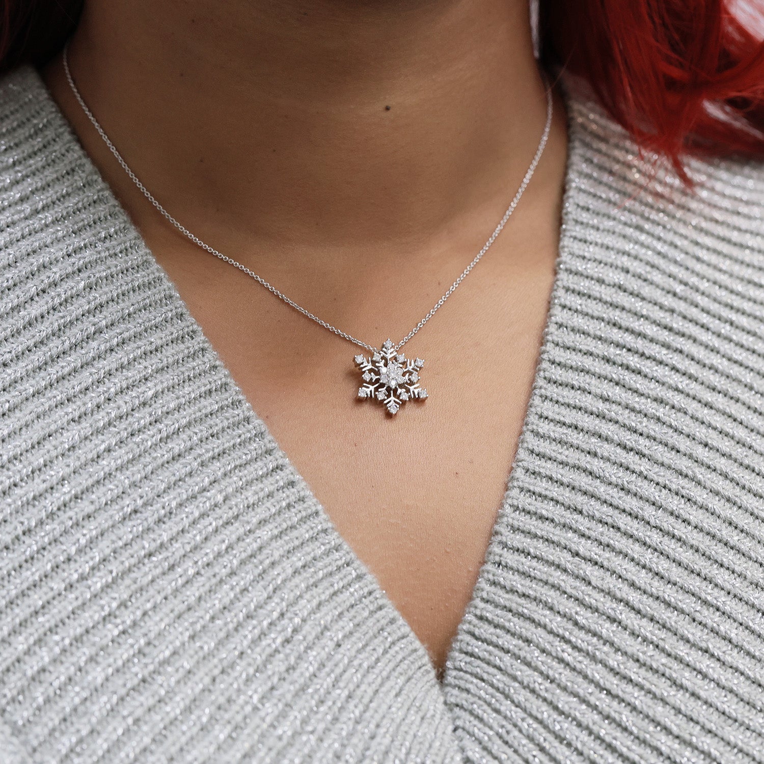 18ct White Gold Diamond Snowflake Pendant