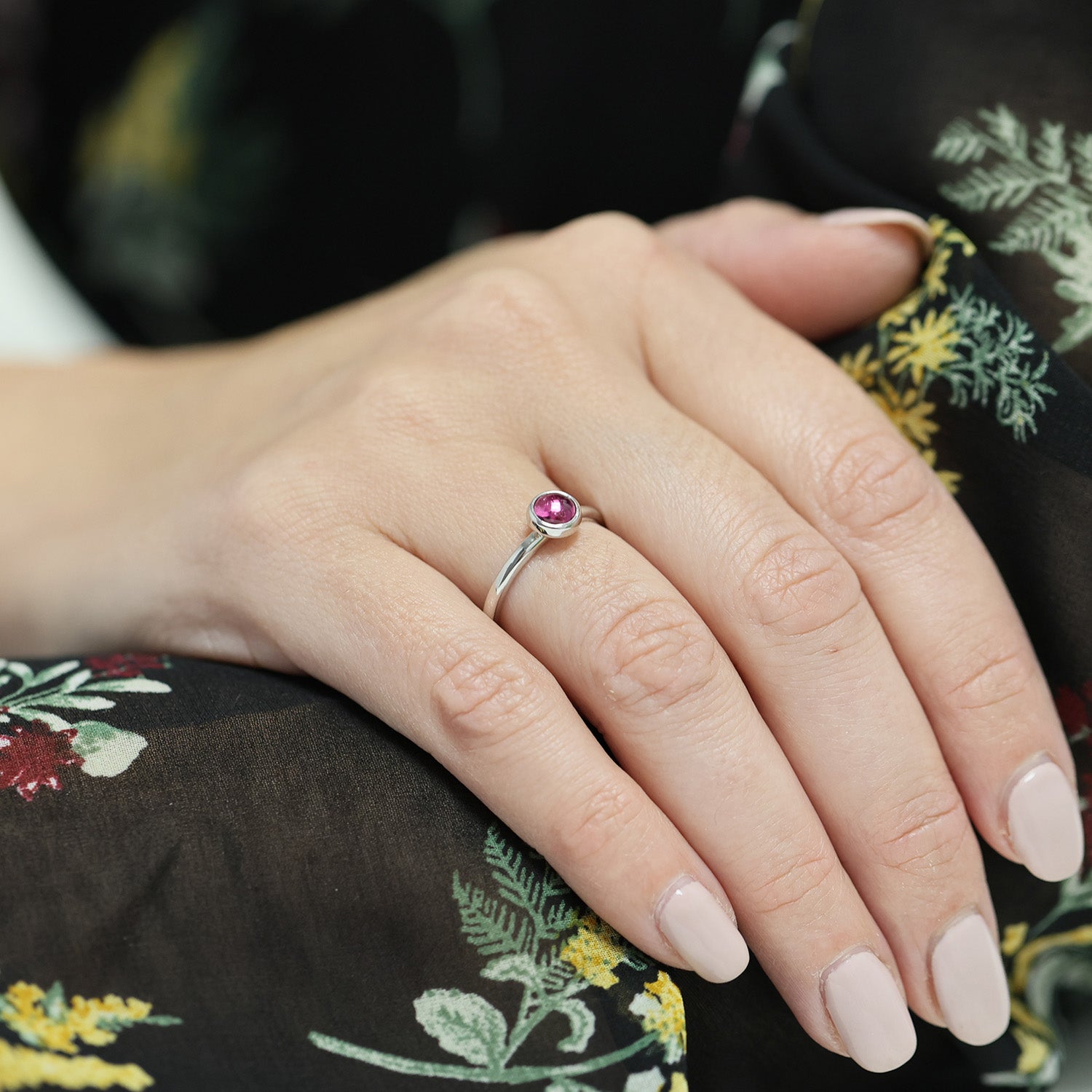 18ct White Gold Pink Tourmaline Rub Over Set Ring