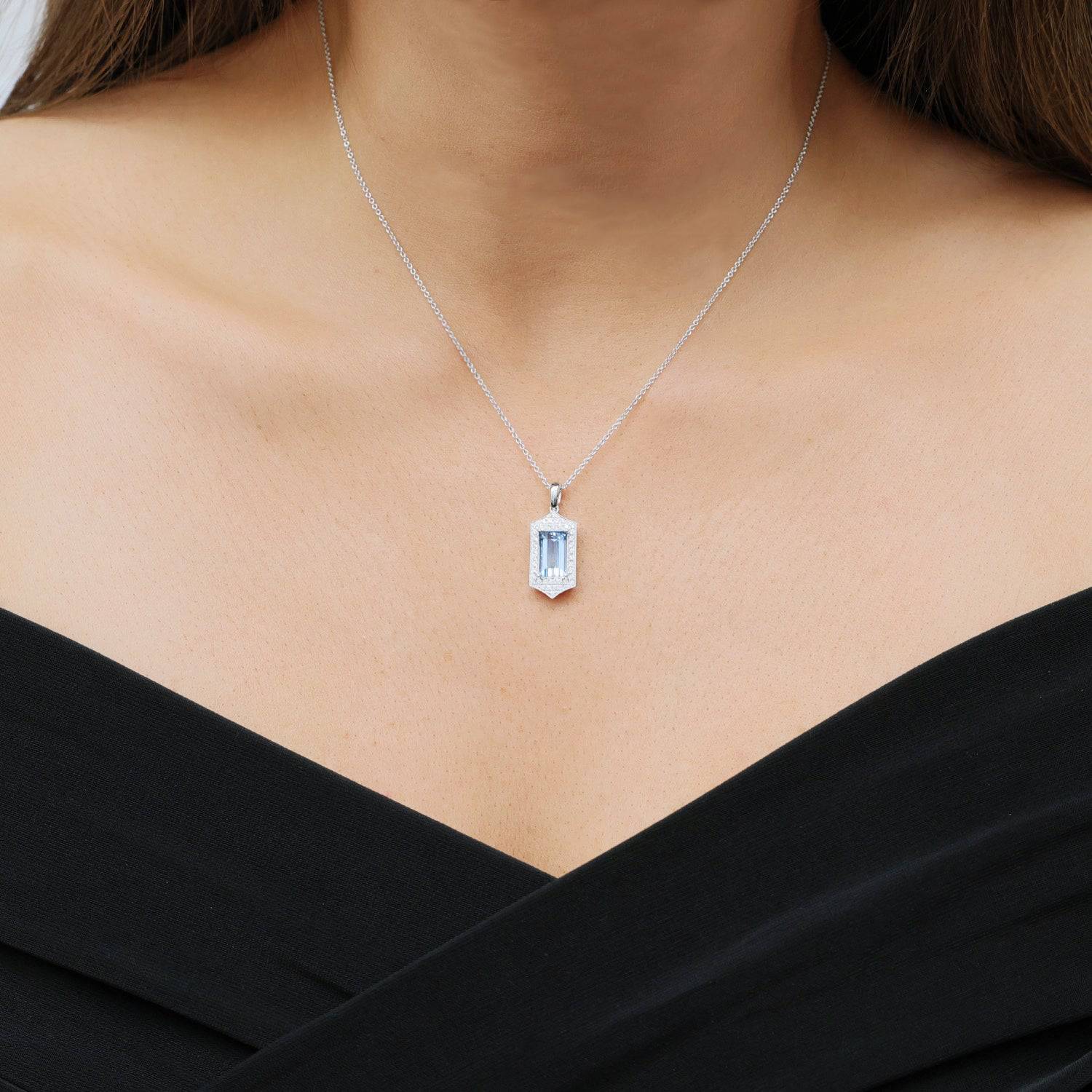 Berry's 18ct White Gold Aquamarine & Diamond Vintage Style Pendant - Berry's Jewellers