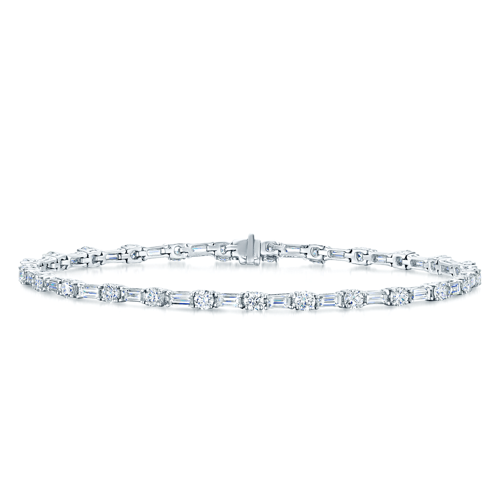 18ct White Gold Baguette & Brilliant Cut Diamond Bracelet