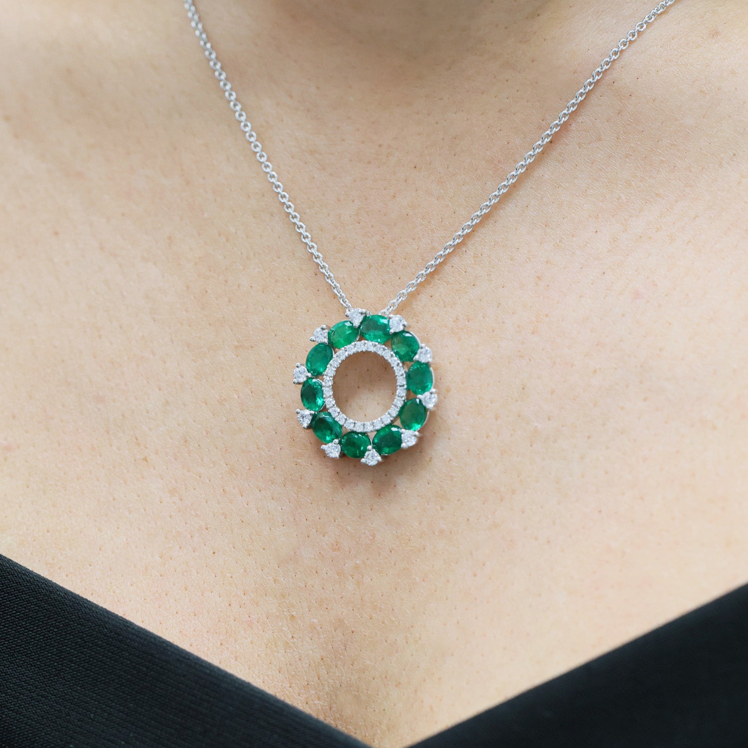 18ct White Gold Emerald & Diamond Open Circle Pendant