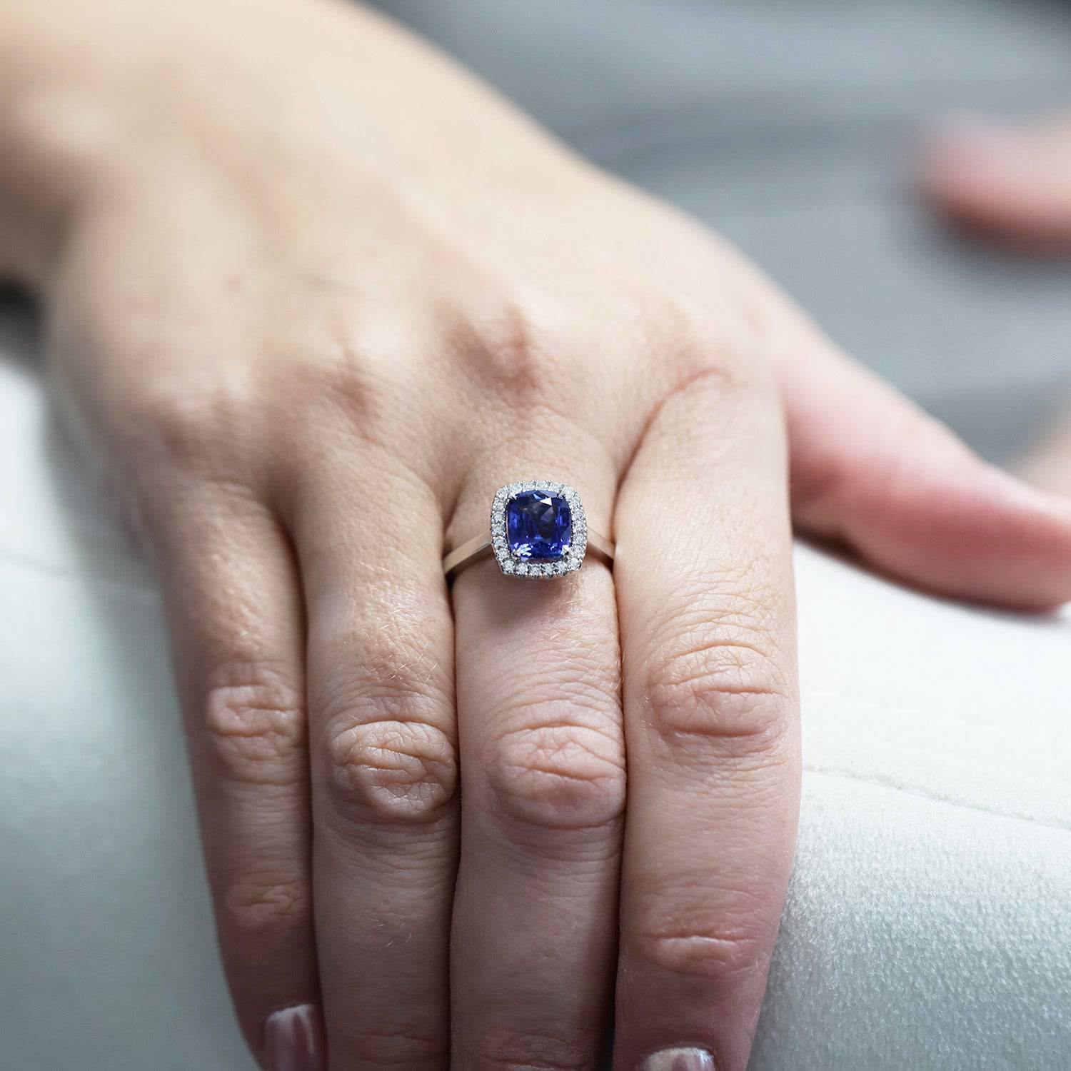 18ct White Gold Sapphire And Diamond Halo Ring