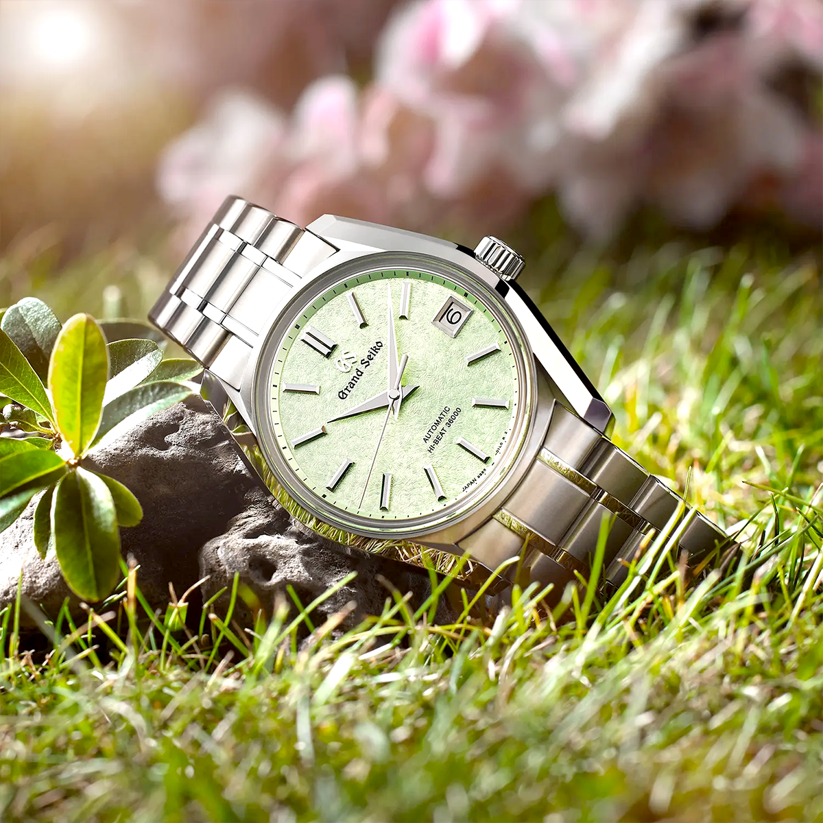 Grand Seiko Heritage 'Sakura-Wakaba' 40mm Green Textured Dial Watch - Berry's Jewellers