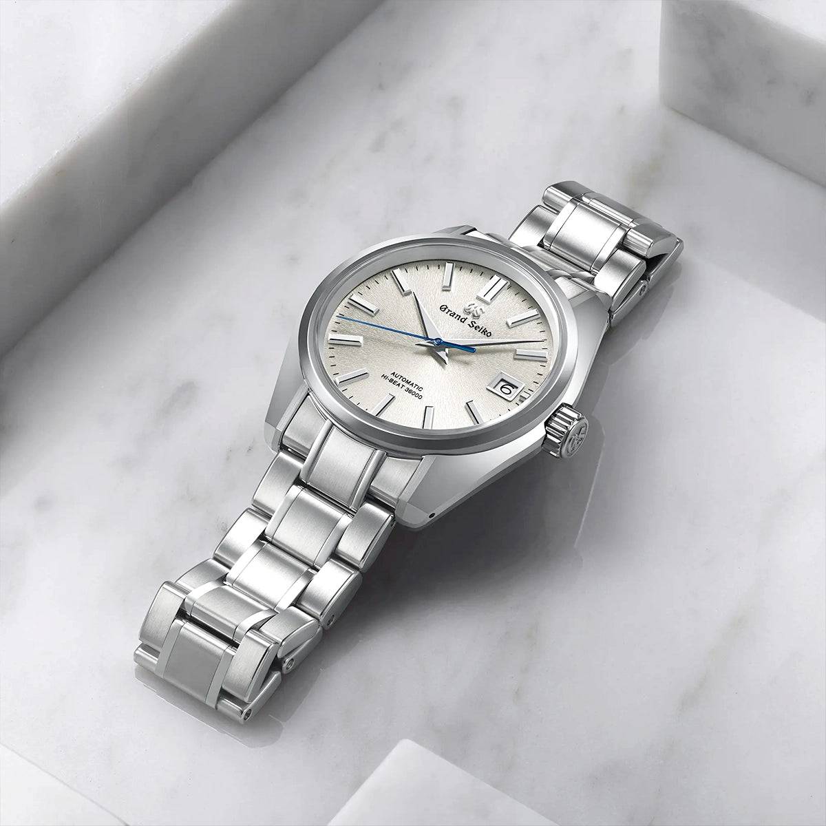 Grand Seiko Heritage 'Snowfall Mount Iwate' 40mm Men's Bracelet Watch - Berry's Jewellers