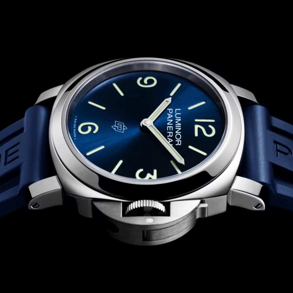 Luminor Base Logo 44mm Blue Dial Men's Watch