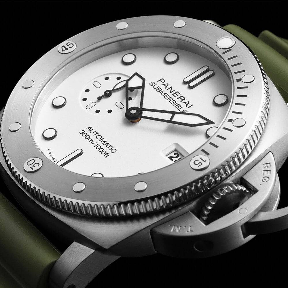 Panerai Submersible 44mm White Dial Automatic Rubber Strap Watch - Berry's Jewellers