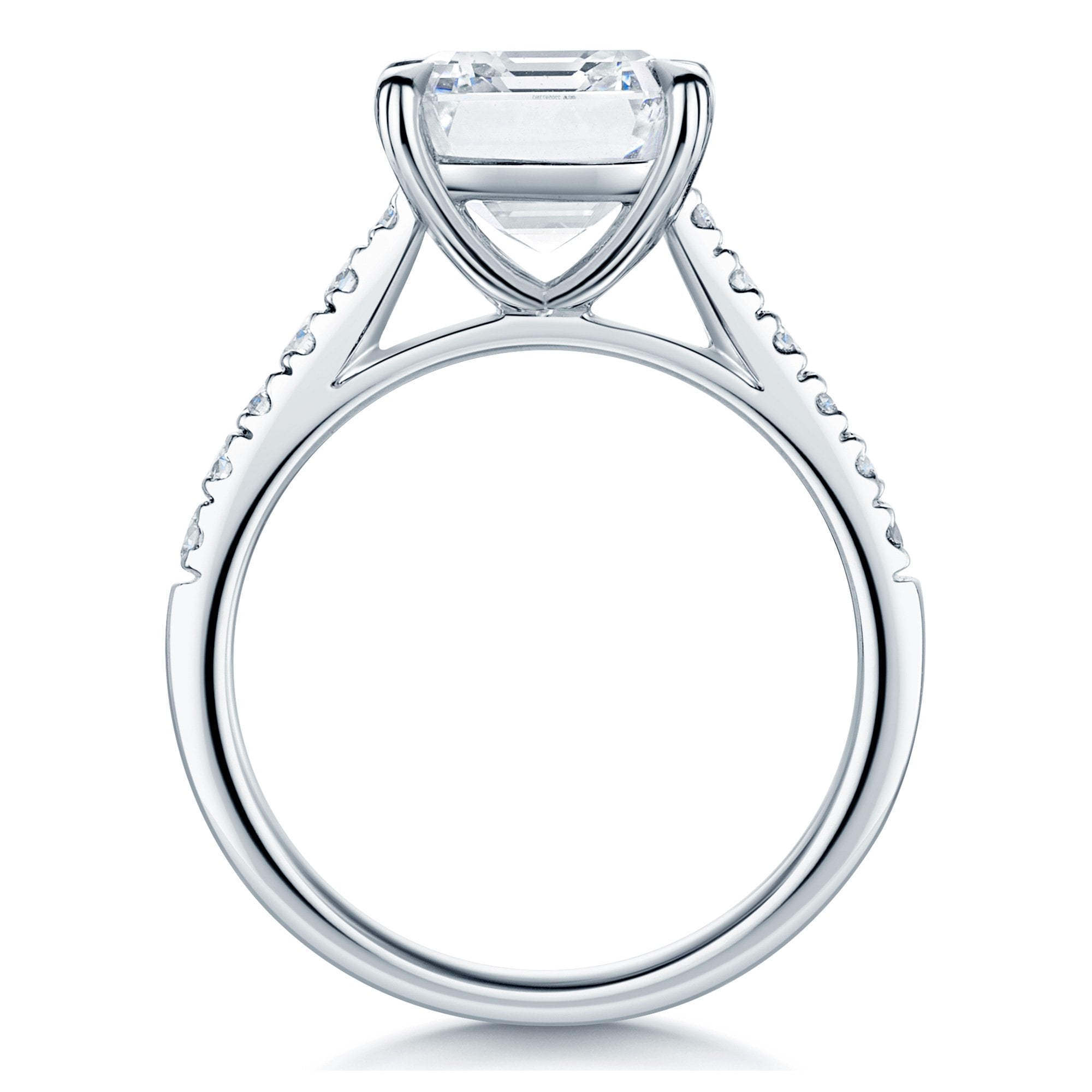 Solitaire ring with sales side diamonds